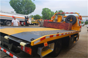 罗定附近拖车电话号码服务